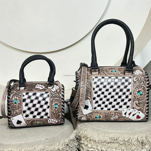 Collection de sacs Speedy Grand Moyen Petit Sac à main en cuir de vache travaillé à la main avec un design d'as de pique Sac de voyage miniature de luxe pour femmes - Product Image 5