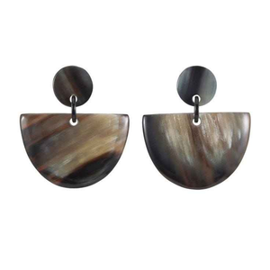 Boucles d'oreilles en corne de buffle - Étanches, faites à la main, forme naturelle, cadeau d'affaires, bijoux pour filles de qualité supérieure - Product Image 2