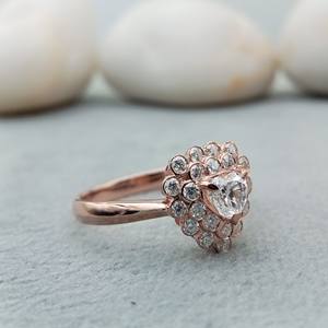 Anillo de Compromiso y Boda con Forma de Corazón para Mujer, Marca D'VINS JEWELS, Corte Brillante, Color D, Chapado en Oro Rosa Blanco - Product Image 2