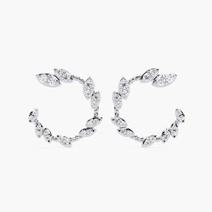 Pendientes Huggie de Oro de 14K con Pavé de 40 Diamantes Cultivados en Laboratorio, Engastados en Puntas, Media Aro Minimalista Paralelo, Aro de Plata, Aniversario - Product Image 4