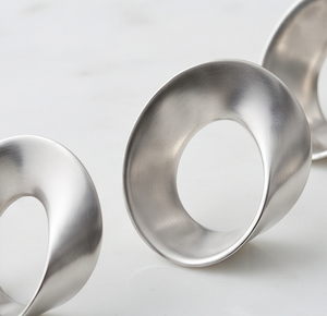Anillos para servilletas curvos, soporte para servilletas con diseño de borde de acero inoxidable, adecuado para decoración de mesa, artículos de cocina - Product Image 3