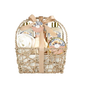 Venta al por mayor de canasta de almacenamiento de algas marinas con asa, canasta de regalo, cesto de regalo con cinta de Vietnam - Product Image 1