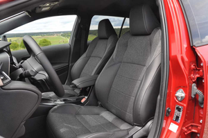 Toyota Corolla Touring Sports Hybrid 20 Teamplayer Wagon Automatique, Voiture Familiale Économe en Carburant - Product Image 5