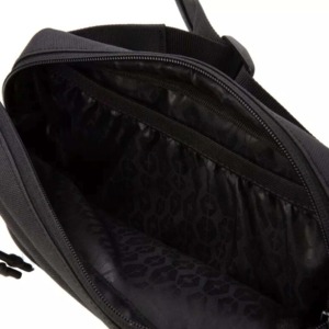 Sac banane unisexe en cuir de mouton, sac de ceinture en cuir de vachette véritable avec logo et couleur personnalisés - Product Image 4