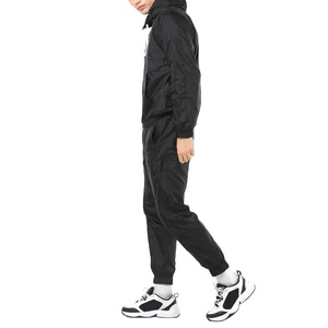 Conjuntos cortavientos con cremallera hechos a medida más vendidos para hombre, chándales para hombre con capucha, diferentes diseños y colores para el invierno - Product Image 1