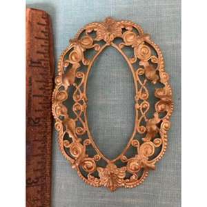 Cadre photo en métal de style royal vintage, porte-photo élégant pour la décoration de la maison, affichage de table, cadeaux de mariage, souvenirs - Product Image 1