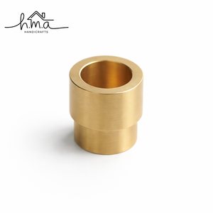 Porte-bougie décoratif moderne, support à bougie minimaliste en métal, élégant porte-bougie de table pour la décoration de la maison et des événements - Product Image 1
