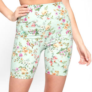 Shorts modernos para mujer con cintura cómoda y tela de primera calidad, perfectos para un estilo de vida activo y casual. - Product Image 2