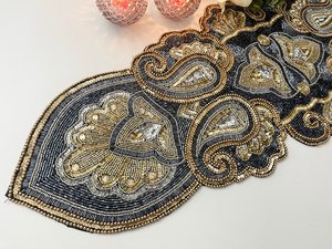 Handmade Luxury Customized Shape Floral Embroidered Durable Eco-Friendly <b>Adjustable</b> <b>Table</b> Runner Mat for Dining <b>Table</b> - Product Image 2