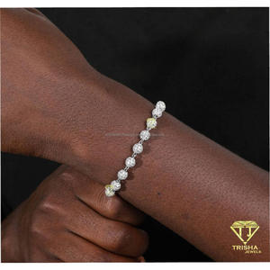 สร้อยข้อมือประดับเพชรเม็ดกลมสีทองจาก Gold Tone Lab พร้อมตัวล็อกแบบกล่องกว้าง สำหรับผู้ซื้อเครื่องประดับขายส่ง - Product Image 6