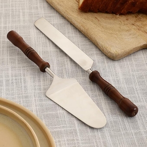Ensemble de coupe-gâteau et de spatule triangulaire à manche en bois artisanal, vaisselle élégante pour le goûter - Product Image 6