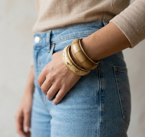 Vintage Bone Inlay Brass Bangles <b>Set</b> Antique Gold Tone Bone Inlay Eye Motif Tribal Ethnic Bracelets Wholesale <b>Indian</b> <b>Jewelry</b> - Product Image 2