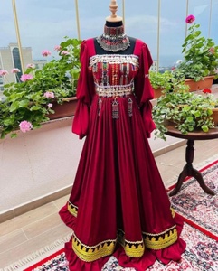 Vestidos vintage afganos de lujo para boda, hechos a mano, para mujer, venta en línea, vestidos tribales KUCHI, de tela gruesa, en varios colores y tallas. - Product Image 3