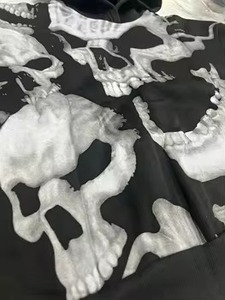 เสื้อฮู้ดพิมพ์ลายโครงกระดูกสไตล์โกธิคพังก์ สตรีทแวร์ วินเทจ สีดำฟอก ทรงโอเวอร์ไซส์ สำหรับผู้ชาย พิมพ์ลายหัวกะโหลก - Product Image 5