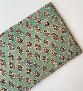 ผ้าพิมพ์ลายดอกไม้แบบอินเดียขายส่ง ผ้าฝ้ายแท้ทำมือจากอินเดีย ผ้าฝ้ายธรรมชาติสำหรับตัดเย็บเสื้อผ้า - Product Image 1