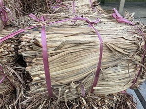 Vietnam Direct Factory Raw Water Hyacinth Natural Dried Fiber Material for Handicraft Weaving Furniture Decor Production - Product Image 4