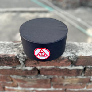 Gorra de la mejor marca, nueva, personalizada, impermeable, de la insignia masónica de los Caballeros Templarios, con corona bordada a mano en negro, ajustable. - Product Image 5