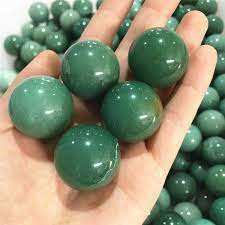Vente en gros de sphères en cristal d'aventurine verte, pierre précieuse naturelle, sphère d'aventurine verte pour la guérison, la méditation et la décoration - Product Image 2