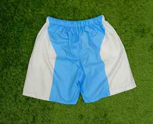 Short en nylon pour hommes avec logo personnalisé noir Short de sport respirant écologique pour le fitness et la course à pied Motif solide - Product Image 2