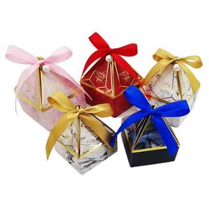 Caja de Regalo de Cartón Corrugado Piramidal de Lujo TH CBB-560, Decoración con Cinta de Perlas, Materiales Reciclados, Personalizable para Bodas y Fiestas - Product Image 6