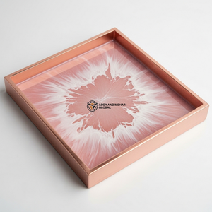 Plateau contemporain en résine rose avec accent doré |   Plateau en résine rose contemporain de qualité supérieure avec accent doré |   Table de qualité supérieure - Product Image 2