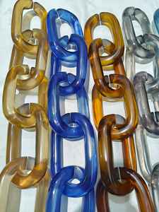 Cadenas de resina personalizables de gran tamaño y colores claros, disponibles en varios colores. - Product Image 6