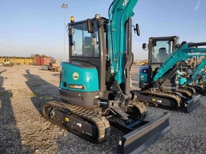 Excavadora Compacta Usada de 3 Toneladas, Color Amarillo, con Rotación de 360 Grados y Orugas de Goma para Jardinería Residencial de Precisión - Product Image 6