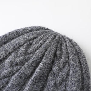 Women's Winter Korean Style Fleece-Lined <b>Hat</b> <b>Warm</b> and Stylish with Simple Face Design Hand Knitted <b>Hats</b> - Product Image 3