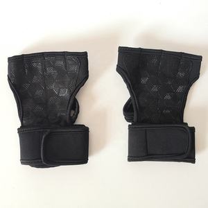 Guantes de Gimnasio Antideslizantes de Silicona para Cross Training, Guantes de Neopreno para Levantamiento de Pesas con Soporte para Muñeca, Venta al Por Mayor - Product Image 3
