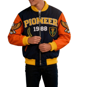 Veste universitaire personnalisée en chenille pour homme, style vintage streetwear, veste de baseball d'hiver de haute qualité - Product Image 3