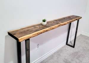 Mesa Consola Moderna de Madera Sólida con Acabado Natural y Patas Metálicas, Mueble Elegante para Decoración de Interiores - Product Image 2