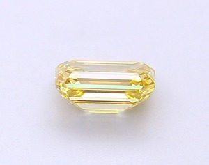 Diamant jaune intense fantaisie de qualité supérieure 1,00 ct, taille émeraude, VS1, polissage excellent, pour bagues de fiançailles de luxe sur mesure, directement de la part du fabricant. - Product Image 2