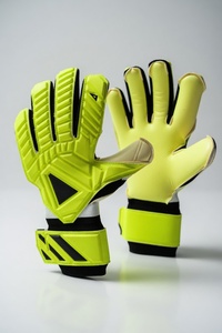 Guantes de Portero Profesionales con Palma de Látex de Gran Agarre, Diseño Transpirable para Entrenamiento y Rendimiento en Partidos - Product Image 3