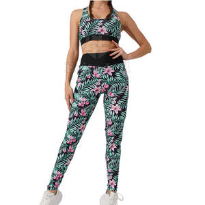 Conjunto de Leggings de Yoga de Cintura Alta y Top Corto Sublimados para Mujer, Talla Grande - Product Image 1