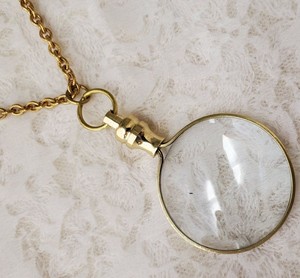 Loupe pendentif en laiton de style antique avec chaîne, lentille de haute qualité, outil de lecture portable, bijoux, pièces de monnaie, artisanat, article cadeau - Product Image 2