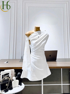Vestido Midi Blanco de un Solo Hombro sin Mangas con Detalle de Lazo, Tejido de Poliéster, Cintura Natural, Silueta en A, Diseño Asimétrico - Product Image 6