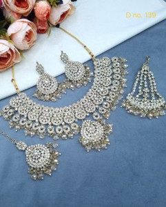 Crystal Beaded Pear Cut Gemstone Studded <b>Necklace</b> With <b>Earrings</b> Mang Tika <b>And</b> Pasa <b>Bridal</b> Jewellery <b>Set</b> For Wedding Manufacturer - Product Image 6