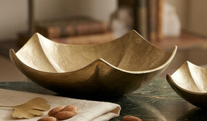 Bol en métal moderne couleur or, design fantastique, décoration de table, parfait pour servir des dattes - Product Image 3