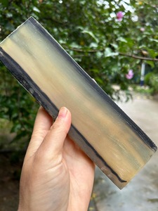 Escamas de Cuerno de Búfalo Marrón y Blanco de Primera Calidad, Tamaños Personalizados Disponibles para Fabricación de Cuchillos y Suministros de Manualidades - Product Image 3
