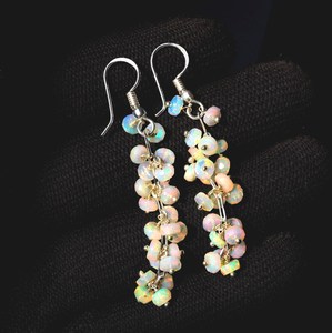 Boucles d'oreilles pendantes HAYAAT GEMS en opale éthiopienne, argent 925, perles cabochon multicolores, design tendance - Product Image 1