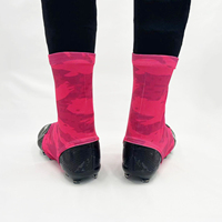 Couvre-chaussures de football roses en polyester respirant unisexe pour adultes – Vêtements de sport d'été à séchage rapide, écologiques et anti-humidité