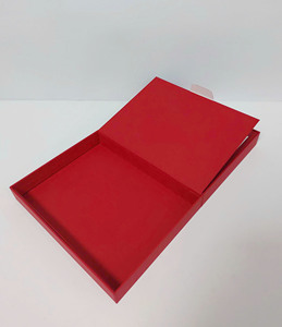 Customized Handmade Gift Packaging OEM Support Recyclable Duplex Paper Matte Lamination Varnishing Raphe Style Rigid Boxes - Product Image 4
