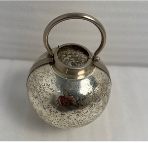 Luxury Glass <b>Candle</b> Lamp With Durable Steel Border For Modern Interior Decoration And Romantic Lighting Atmosphere - Product Image 4