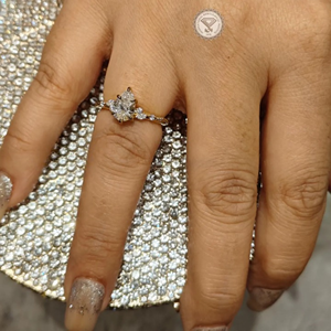 Anillo de Compromiso con Diamante Cultivado en Laboratorio con Corte de Pera, Certificado por IGI, para Mujer, Oro de 14K, Joyería Nupcial, Regalo - Product Image 6