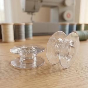 Bobina de plástico para máquina de coser AA0052 | Estuche Transparente de Plástico para Bobinas de Costura, Diseño Redondo y Simple, Accesorio para Máquina de Coser - Product Image 5