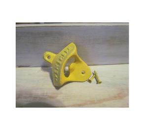 Abridores de botellas metálicos con logotipo grabado personalizado, artículo promocional corporativo para eventos de campañas de marketing de marcas de cervecerías - Product Image 1