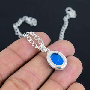 สร้อยคอจี้หินแคลเซโดนีสีน้ำเงินธรรมชาติแบบใหม่  ทำจากเงินแท้ 925 รูปทรงวงรี 8x10 มม. งานแฮนด์เมด เรียบหรู สไตล์มินิมอล - Product Image 4
