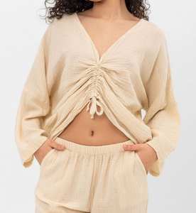 เสื้อครอปท็อปผ้าฝ้ายเนื้อนุ่มสำหรับผู้หญิง ทรงหลวม แขนสามส่วน คอวี สไตล์ลำลอง เหมาะสำหรับฤดูร้อน สไตล์โบฮีเมียน สำหรับใส่ทำงาน ผลิตแบบ ODM - Product Image 4