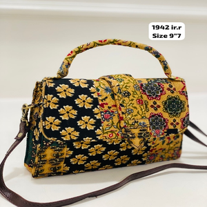 Sac à main matelassé doré en tissu floral patchwork pour femme – Doux, durable, imperméable, élégant, à porter à l'épaule ou en bandoulière, style ethnique vintage - Product Image 1