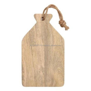 Tabla de cortar de madera rústica elegante para restaurantes de alta gama chefs privados o eventos de experiencia de comida curada - Product Image 4